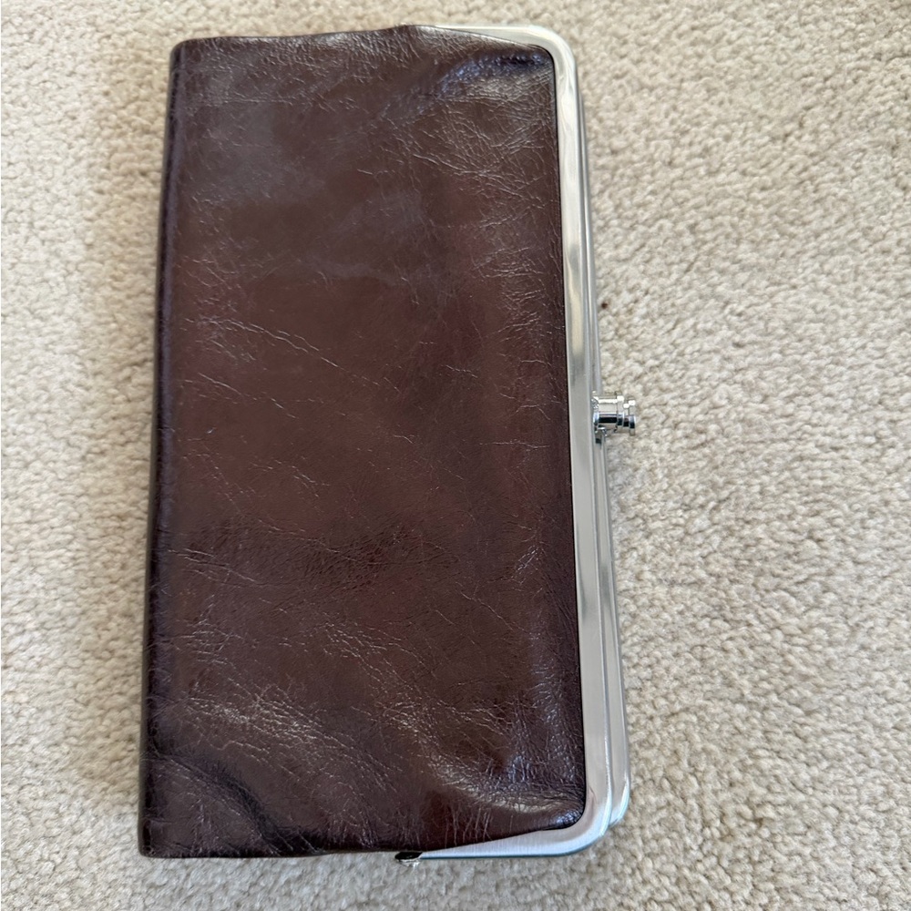 HOBO Lauren Leather Clutch Wallet (dark brown)
